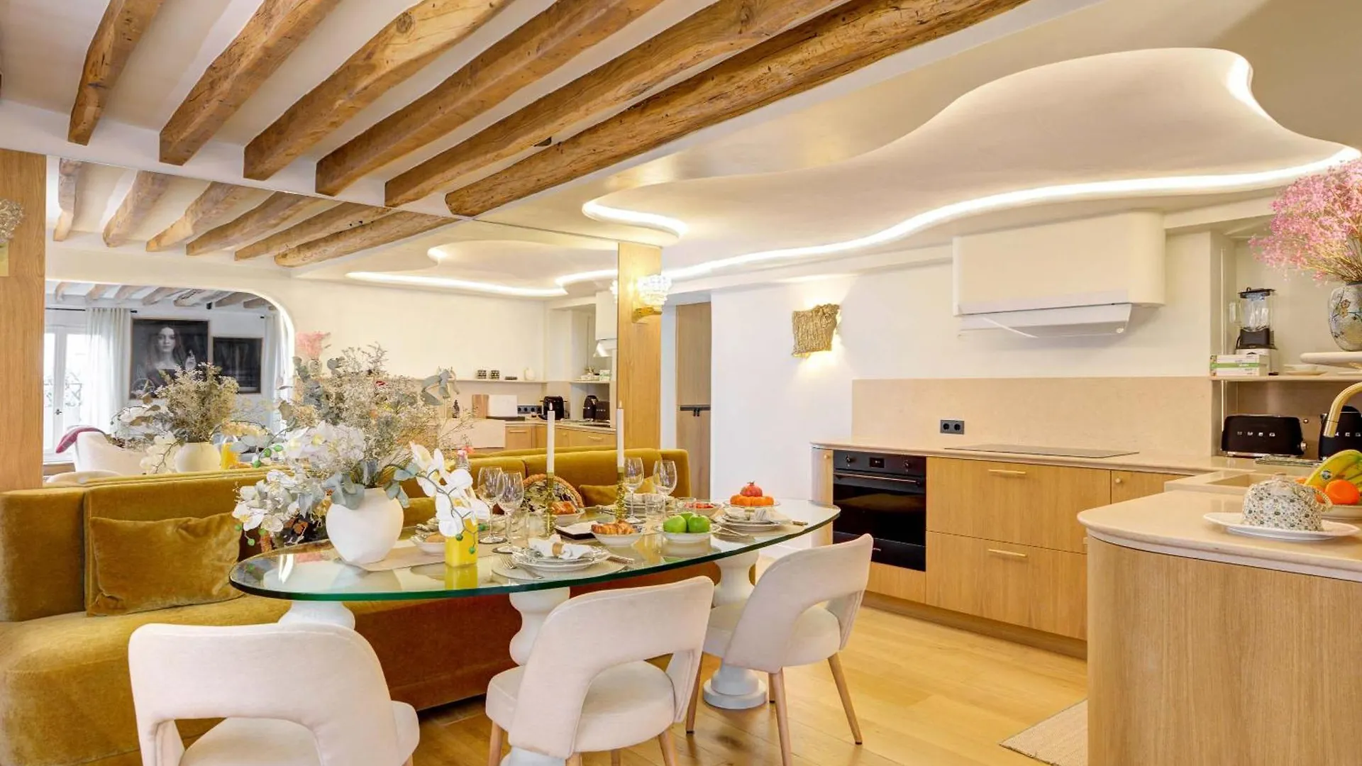 Ultra Luxe Et Confort Au Coeur Des Champs-Elysees Parigi Appartamento